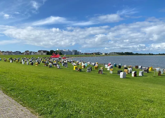 Kuestentraum Cuxhaven, Fewo Schoen & Modern, Strand -Grimmershoernbucht